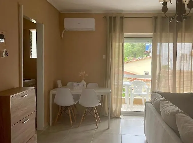 Helenas Lägenhet Nea Kallikrateia