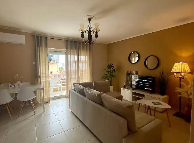 Helenas Lägenhet Nea Kallikrateia